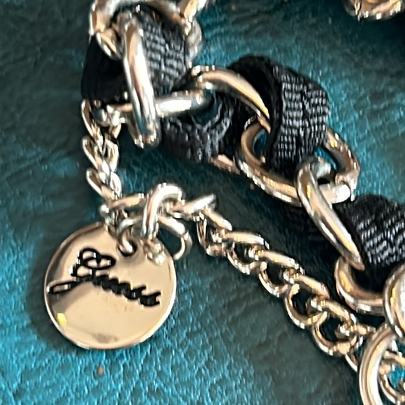 VTG Guess Key Chain Charm for bags - Picture 5 of 11